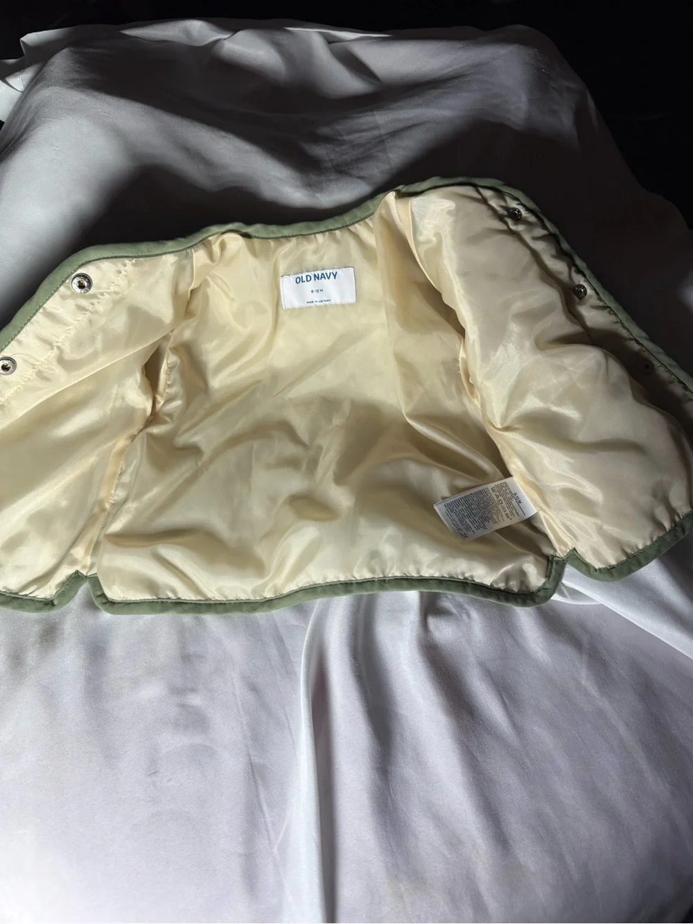 Old Navy Olive Green Quilted Snap-Front Jacket for Baby- 6-12mo